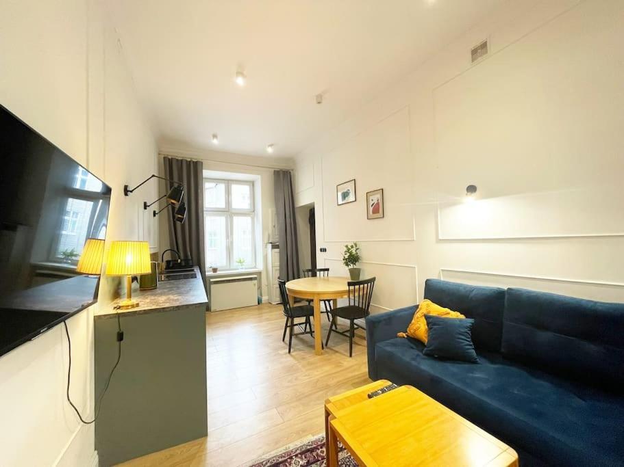 Golden Manor Apartment Красков Екстериор снимка